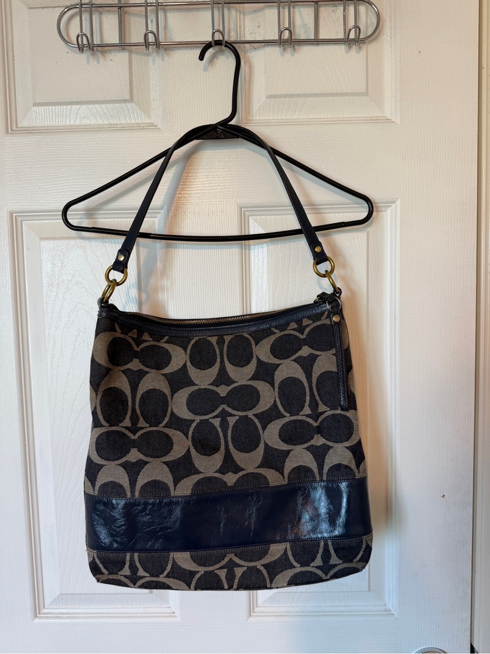 Coach Signature Hobo Shoulder Bag Navy Blue & Tan
